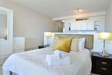 Sandringham - Basic Ground floor Studio on oceanfront with Sea Views Apartment, Cape Town - 1