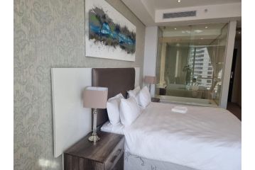 Sandton Skye Premium Apartment, Johannesburg - 3