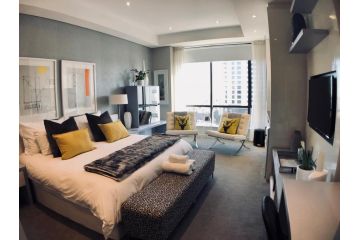 Sandton Skye Suites Apartment, Johannesburg - 2