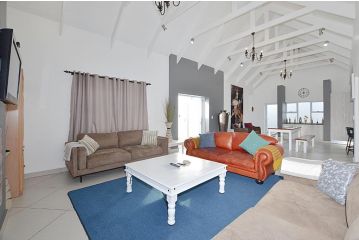 Sandy Feet Guest house, Yzerfontein - 1