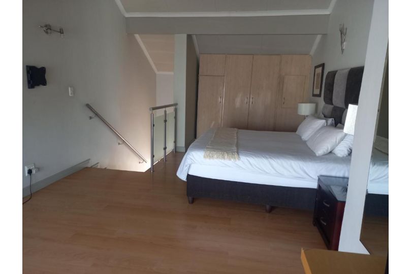Mount Royal 16 - Large 1 bed Apartment, Johannesburg - imaginea 6