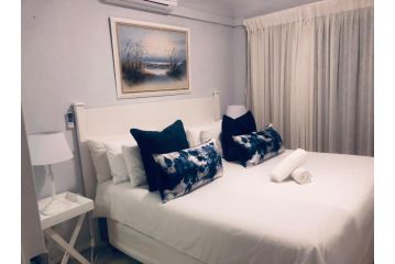 Sands Beach Breaks Umdloti Beach View Apartment, Umdloti - 3