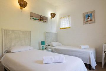 Santorini Akrotiri 6 - Family Only Apartment, Ballito - 5