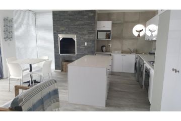 Point Village Accommodation - Santos 23 Apartment, Mossel Bay - 3