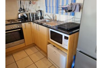 Santos 37 Apartment, Mossel Bay - 3