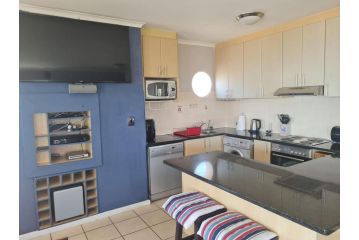 Santos 49 Apartment, Mossel Bay - 5