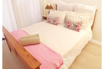 Point Village Accommodation - Santos 57 Guest house, Mossel Bay - 1