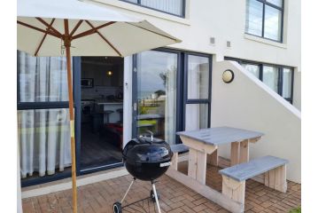 Point Village Accommodation - Santos 6 Apartment, Mossel Bay - 4