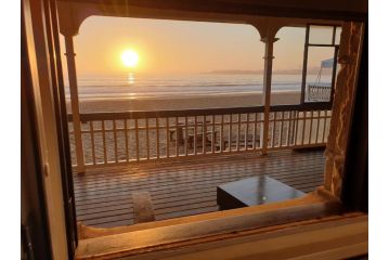 Santos Beach Pavilion - Flat B Apartment, Mossel Bay - 4