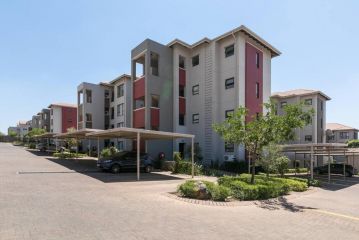 Nova Luxury Suites Lonehill Apartment, Johannesburg - 4