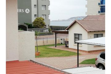 Sea Breeze 2, Unit 54 Guest house, Mossel Bay - 4