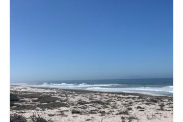 Sea-renity Apartment, Yzerfontein - 4