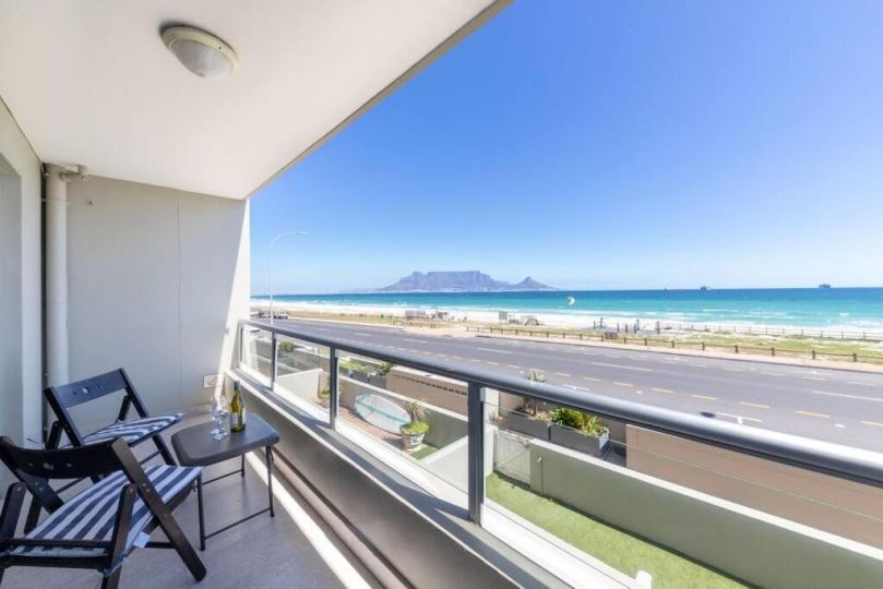 Sea Spray B105 beautiful beachfront APT Apartment, Cape Town - imaginea 4