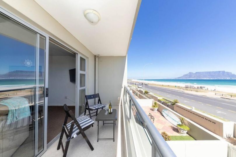Sea Spray B105 beautiful beachfront APT Apartment, Cape Town - imaginea 11