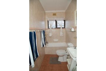 Sea View townhouse in Zinkwazi Beach Apartment, Zinkwazi Beach - 5