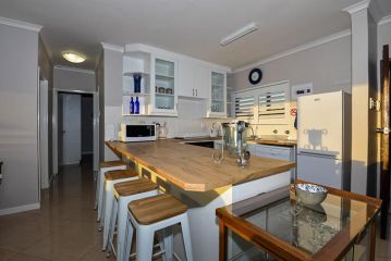 Seaforever Guest house, Yzerfontein - 5