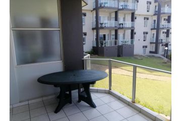 Seagull 305 Apartment, Margate - 2