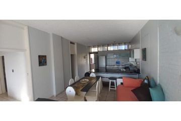 Seagull 405 Apartment, Margate - 5