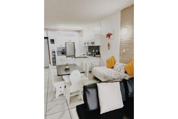 Seagull Beach resort flat number 313 Apartment, Margate - 5