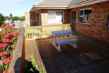 Magna Apartment, Jeffreys Bay - 5