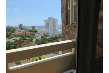 SEALODGE 65 UMHLANGA BEACHFRONT Apartment, Durban - 3