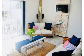 Whispering Waves Self Catering Unit Langebaan Apartment, Langebaan - 1