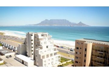 Ocean view Luxury Beachfront Self Catering Apartment, Cape Town - 1