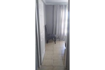 Selena guest house Guest house, Roodepoort - 2