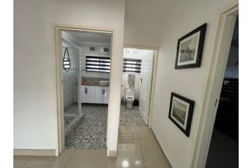 Safi Self-Catering Suites - Apartment 7 Apartment, East London - 3