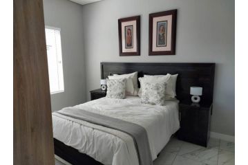 Self Catering Unit in Langebaan Country Estate Apartment, Langebaan - 2