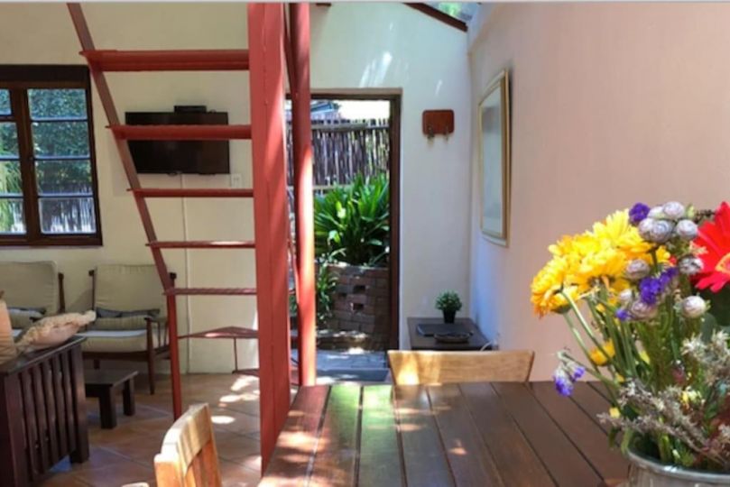 Self-contained, secure, well equipped, Wifi, cottage Newlands Apartment, Cape Town - imaginea 8