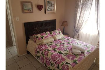 Serengeti Heide Self Catering Flats Apartment, Cape Town - 2