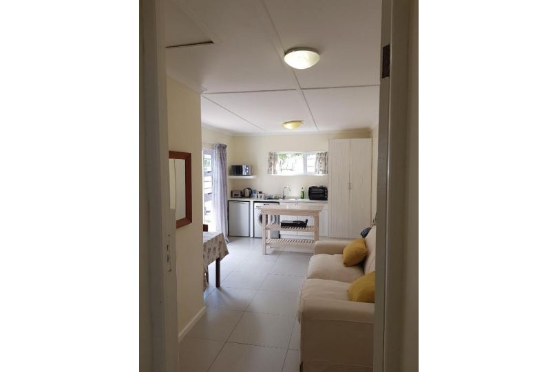 Settler Cottage Apartment, Grahamstown - imaginea 9