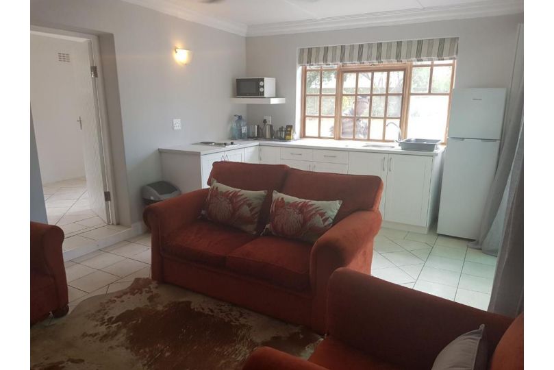Settler Cottage Apartment, Grahamstown - imaginea 3