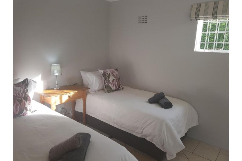 Settler Cottage Apartment, Grahamstown - imaginea 5