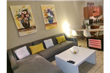 Midrand Ninth on Lever Shalom Apartment, Midrand - 1