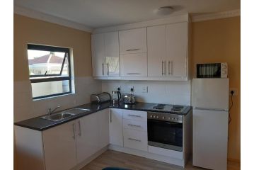 Shalom Self catering Apartment, Cape Town - 2