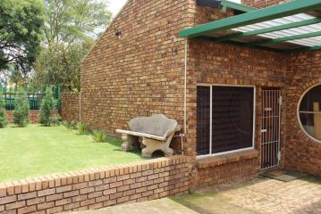 Shandi Accommodation Bed and breakfast, Witbank - 1