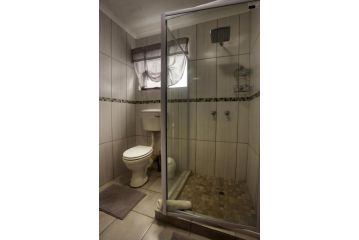 Shebamona Guest house, Marloth Park - 5