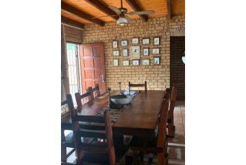 Shebamona Guest house, Marloth Park - 4