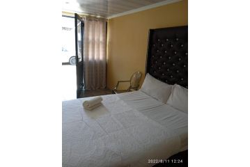 Siba's Guesthouse Guest house, Benoni - 2