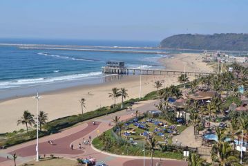 Silver Sands 1 Self Catering and Timeshare Lifestyle Resort Apartment, Durban - 1