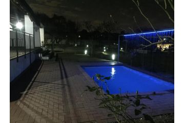 SimbaSun Cottages Hotel, Midrand - 1