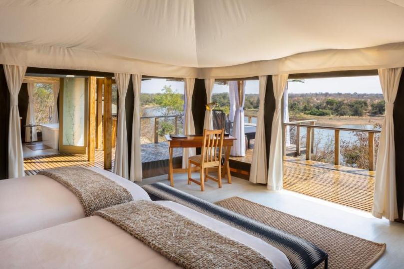 Simbavati Hilltop Lodge Hotel, Timbavati Game Reserve - imaginea 8