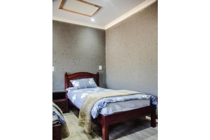 Simunye Guest house, Klerksdorp - imaginea 4