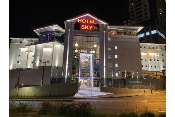 Hotel Sky, Sandton Hotel, Johannesburg - 5