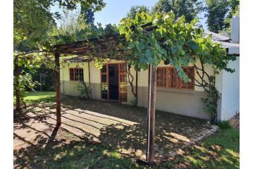 Skye High House & Cottage Guest house, Dullstroom - 4