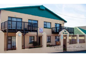 Smart Diva Accommodation Guest house, East London - 2