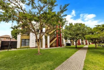 Smartz Apartment 76 Apartment, Midrand - 4