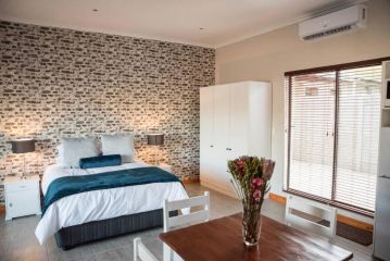 Sol Montis Guest Cottage Apartment, Paarl - 4